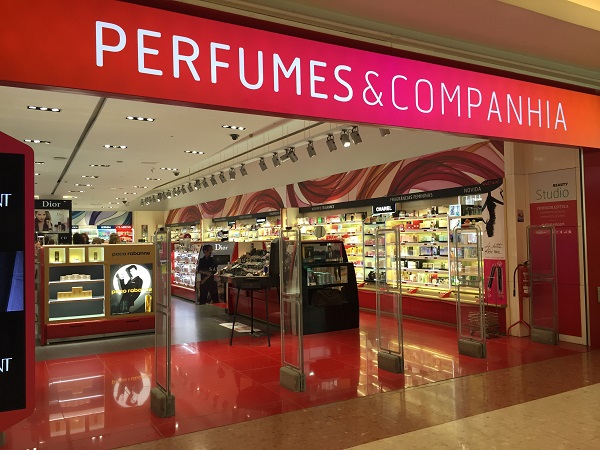 Perfumes & Companhia Oeiras parque, o Shopping da Linha